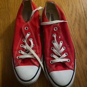 Red low top converse